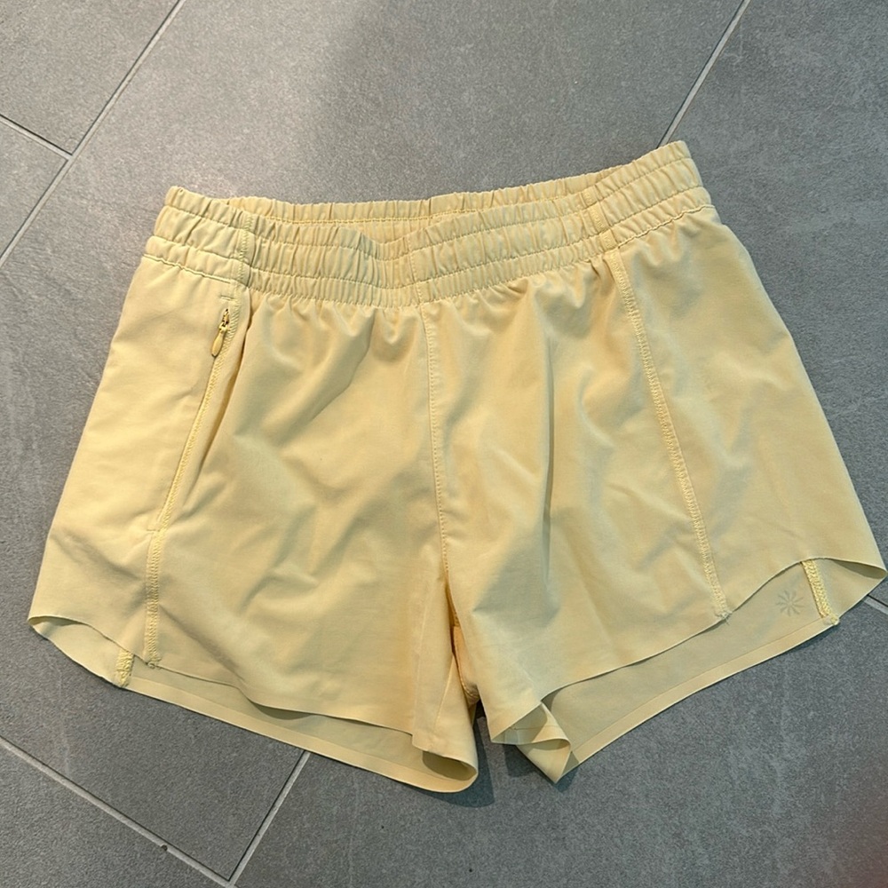 Athleta Girls Size XL 14 Heart Your Hustle Shorts